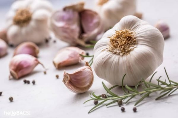 Bật mí 5 cách trị mụn cho tuổi dậy thì dứt điểm ngay tại nhà 3 cách trị mụn cho tuổi dậy thì 02
